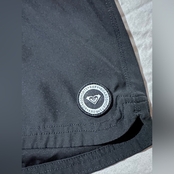 Roxy: Women's Board Shorts 🌟Like New🌟 - Picture 4 of 9